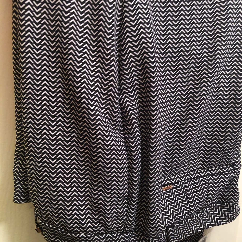 White House Black Market pants size 16